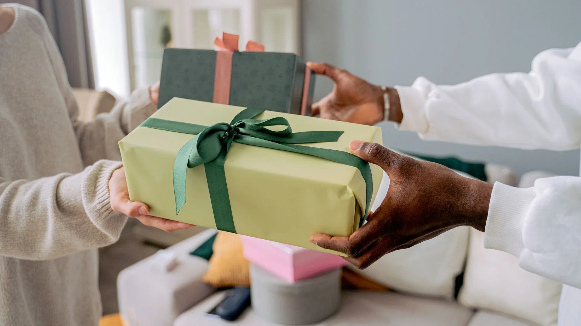O Significado de Ganhar e Dar Presentes: Celebrando o Espírito Generos ...