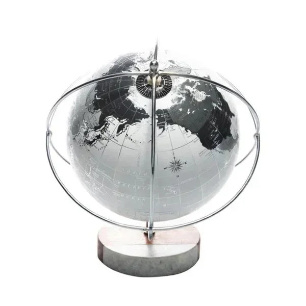 Globo Decorativo de Plástico e Madeira Wolff 24,5cm x 24,5cm x 29cm