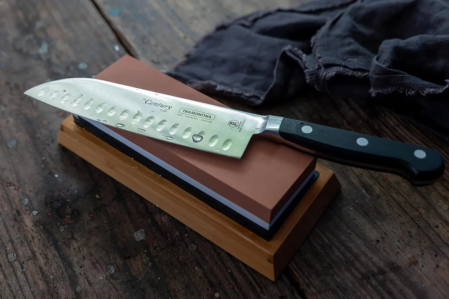 Faca Santoku Tramontina 7 Century Preto Lâmina Aço Inox
